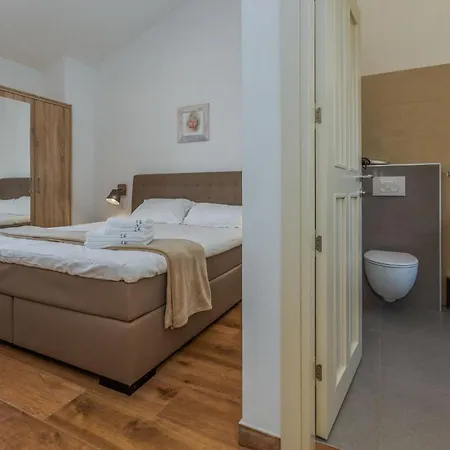 Holiday home Tolles In Deklici Mit Privatem Pool *