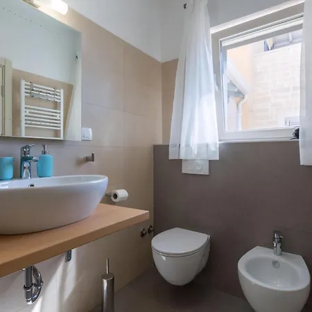 Holiday home Tolles In Deklici Mit Privatem Pool